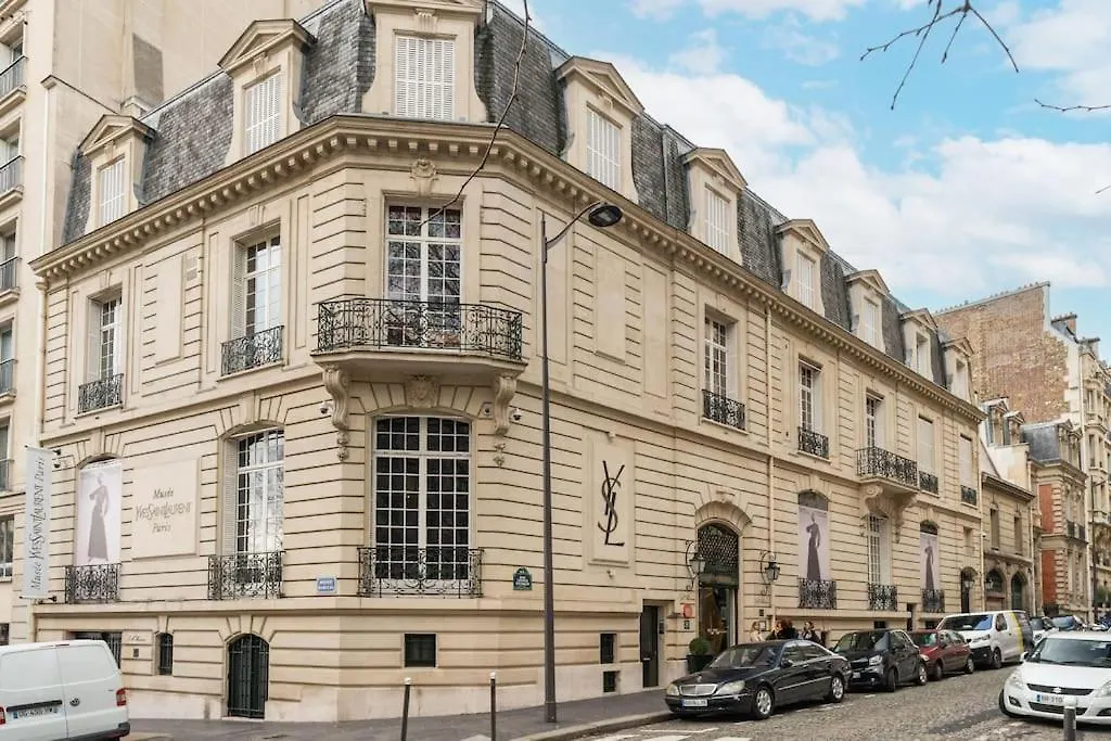 Studio Luxe Montaigne Paris 0*,